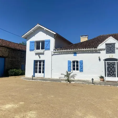 Ancienne Ferme Gersoise Holiday home